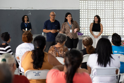 Equipe da Linha de Atenção Oncológica de Volta Redonda divulga Prevenir 50+ no Siderlândia