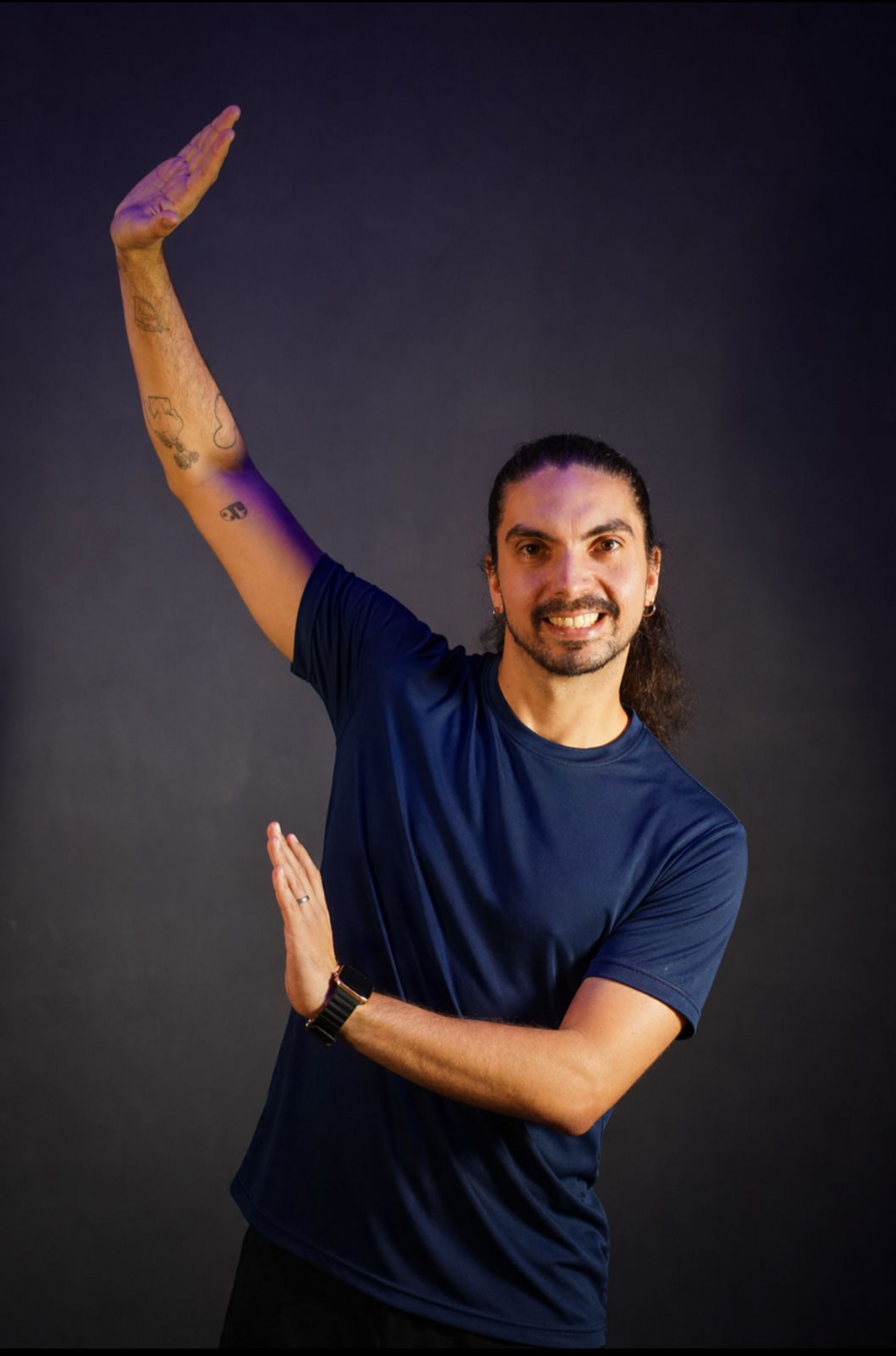 O professor Lucas Caderusso afirma que a dança é o seu grande amor - Arquivo pessoal