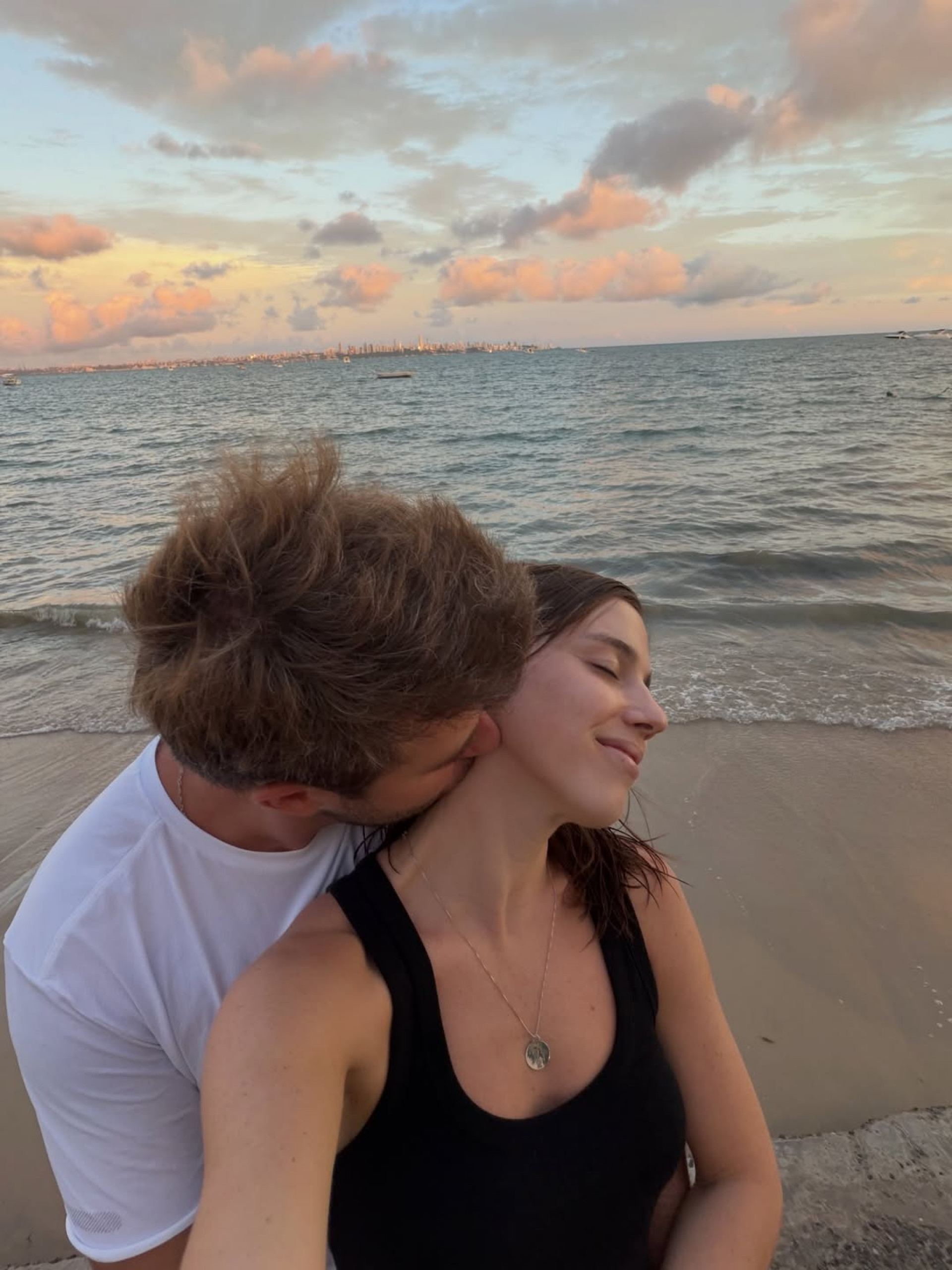 Alice Wegmann e o namorado, Luiz Guilherme Niemeyer - Reprodução / Instagram