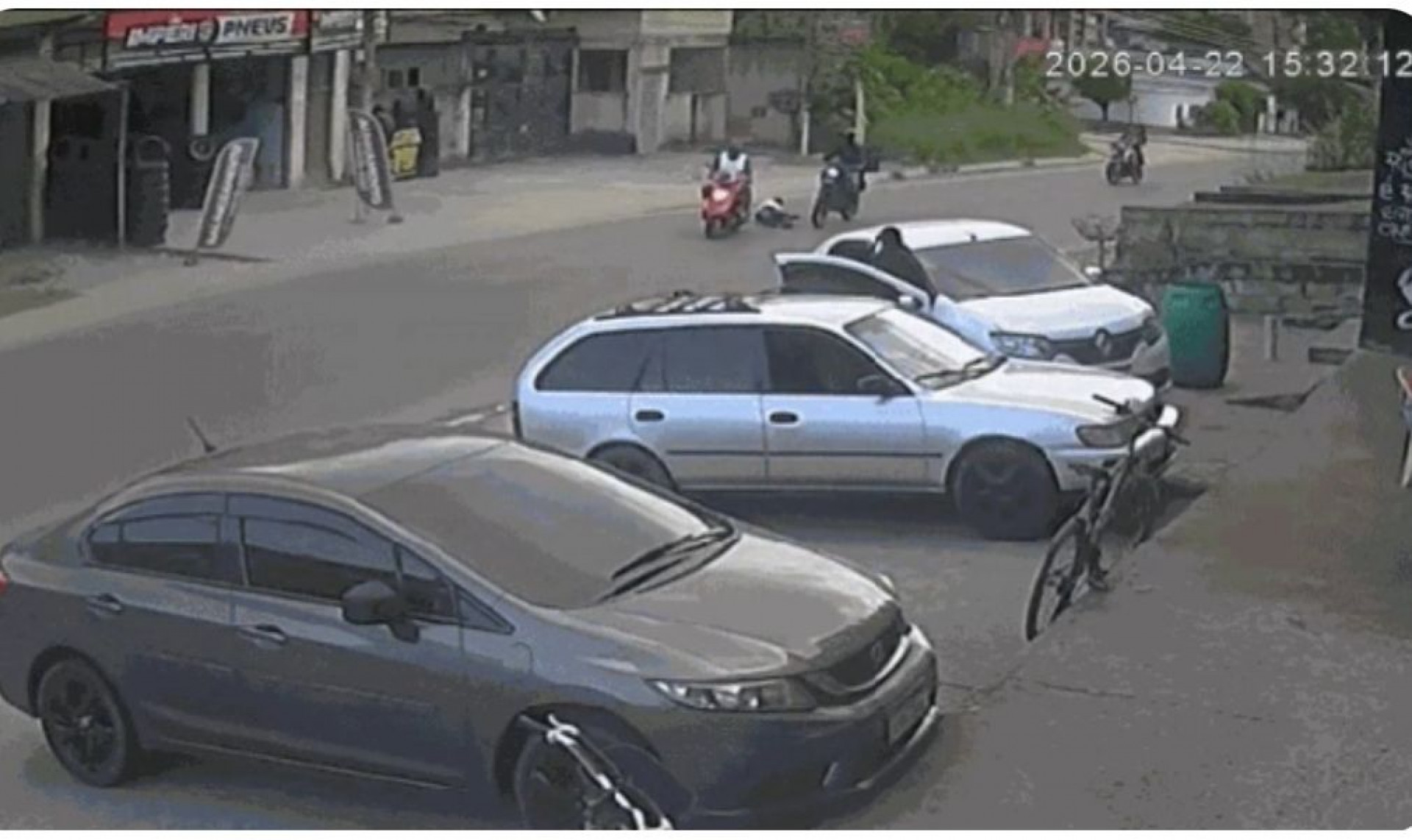 Video: câmera de segurança flagra execução de vereador na Baixada