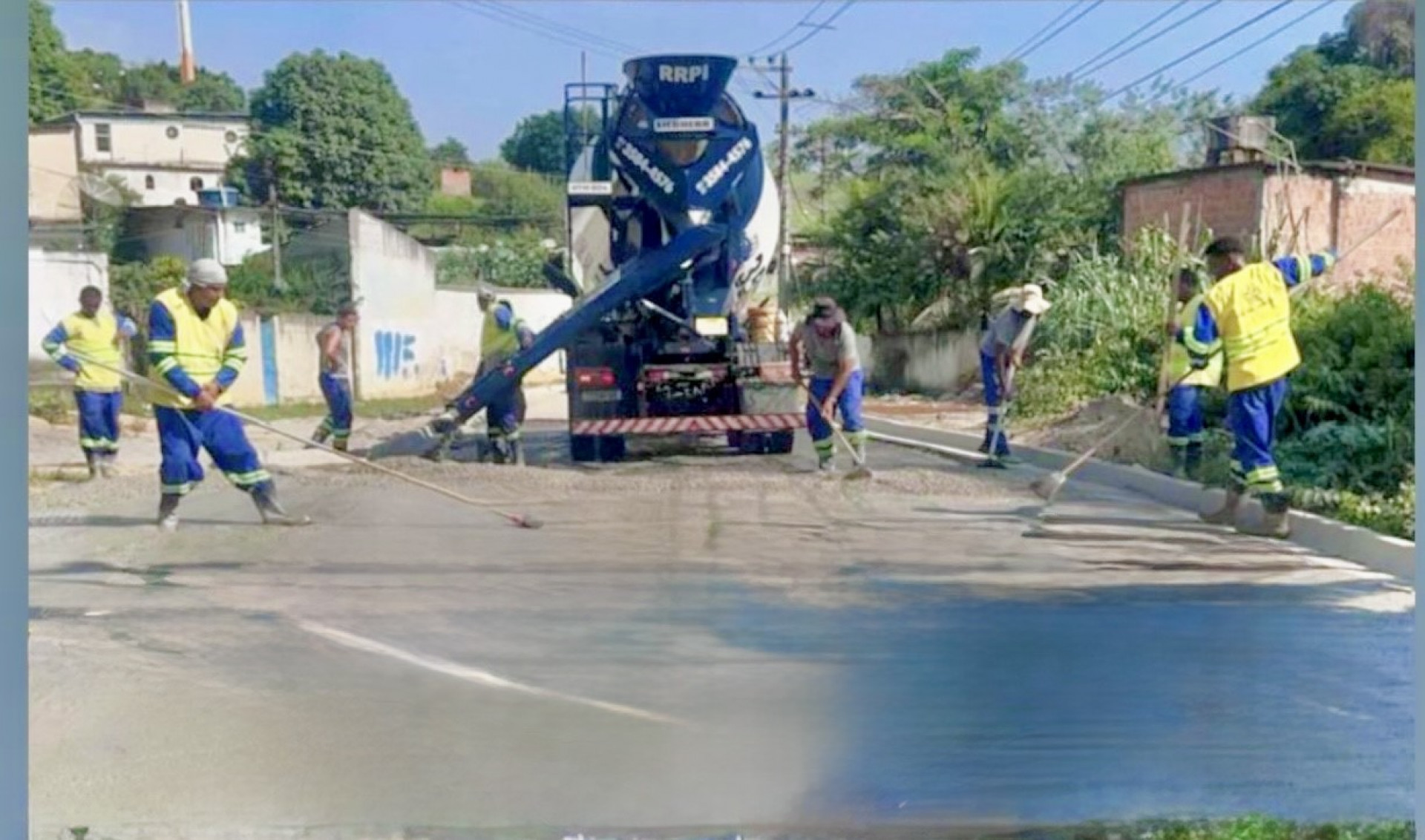 Prefeitura e Governo do Estado realizam obras de pavimentação em Belford Roxo