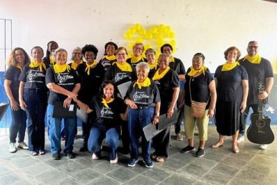 Voz que acolhe: coral terapêutico transforma histórias e celebra 10 anos em Macaé