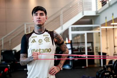 Flamengo planeja retorno de Pulgar contra o Estudiantes, pela Libertadores