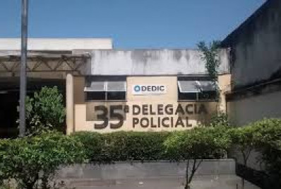 Estudante de Medicina é presa por se passar por médica na Zona Oeste