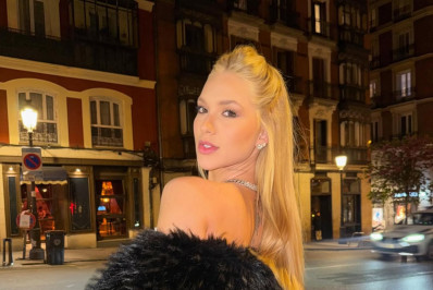 Virginia Fonseca tatua código telefônico da Espanha