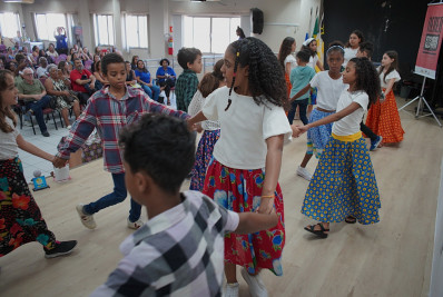 Volta Redonda promove 1ª Jornada de Educação para as Relações Étnico-raciais