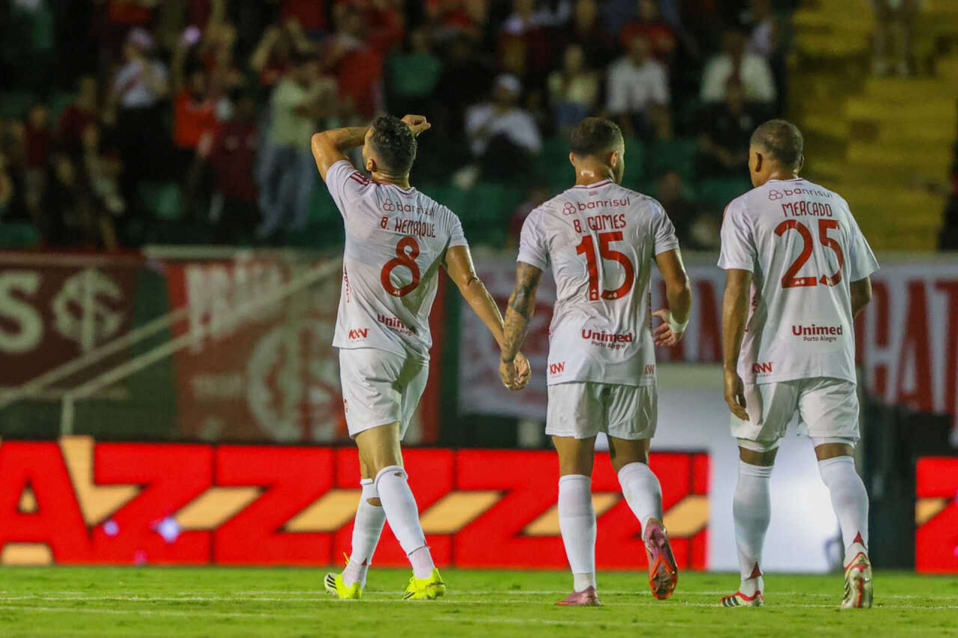 Internacional fecha prepara&ccedil;&atilde;o e pode ter mudan&ccedil;as contra o Botafogo; veja prov&aacute;vel escala&ccedil;&atilde;o