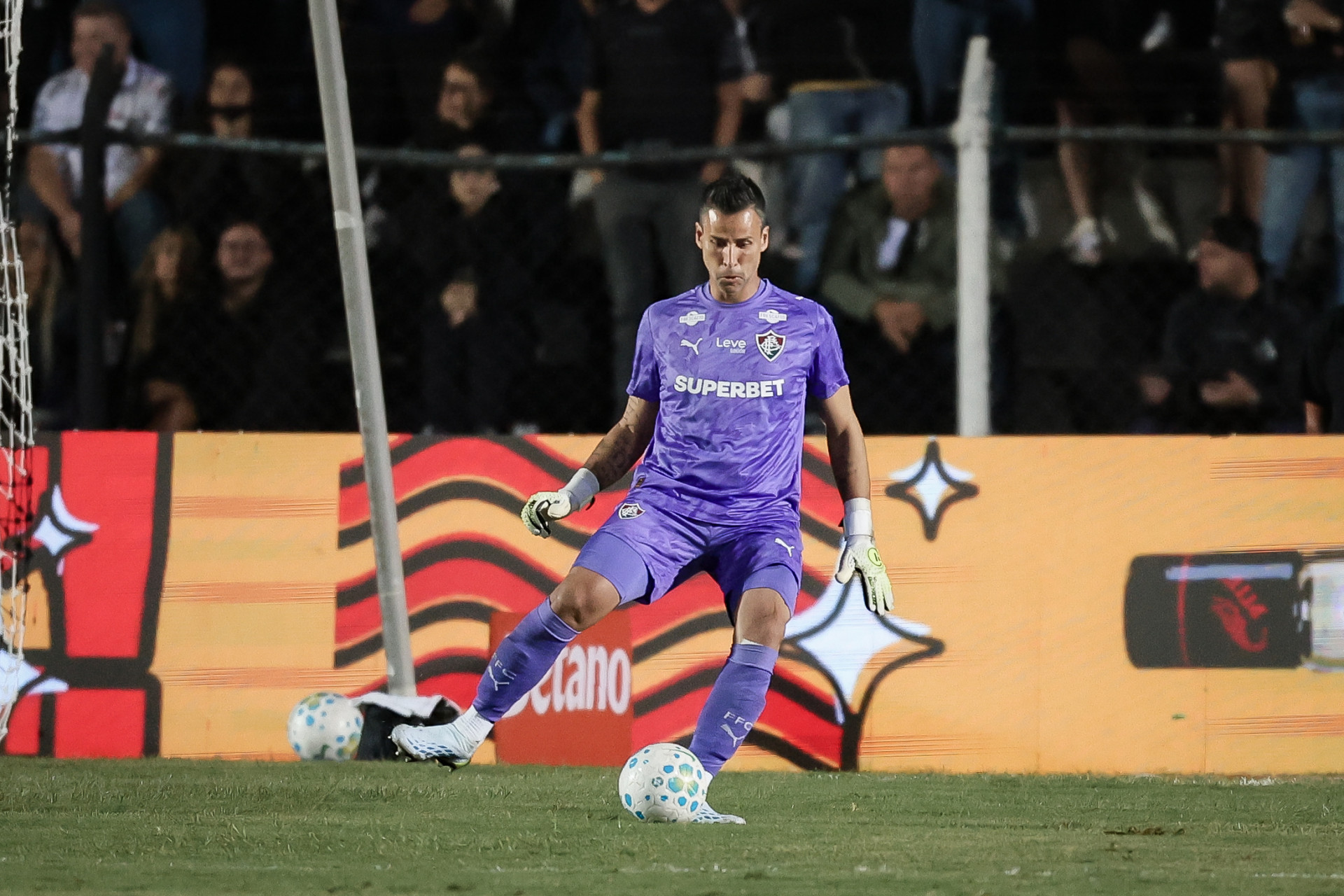 Fábio bate recorde de jogos na história da Libertadores