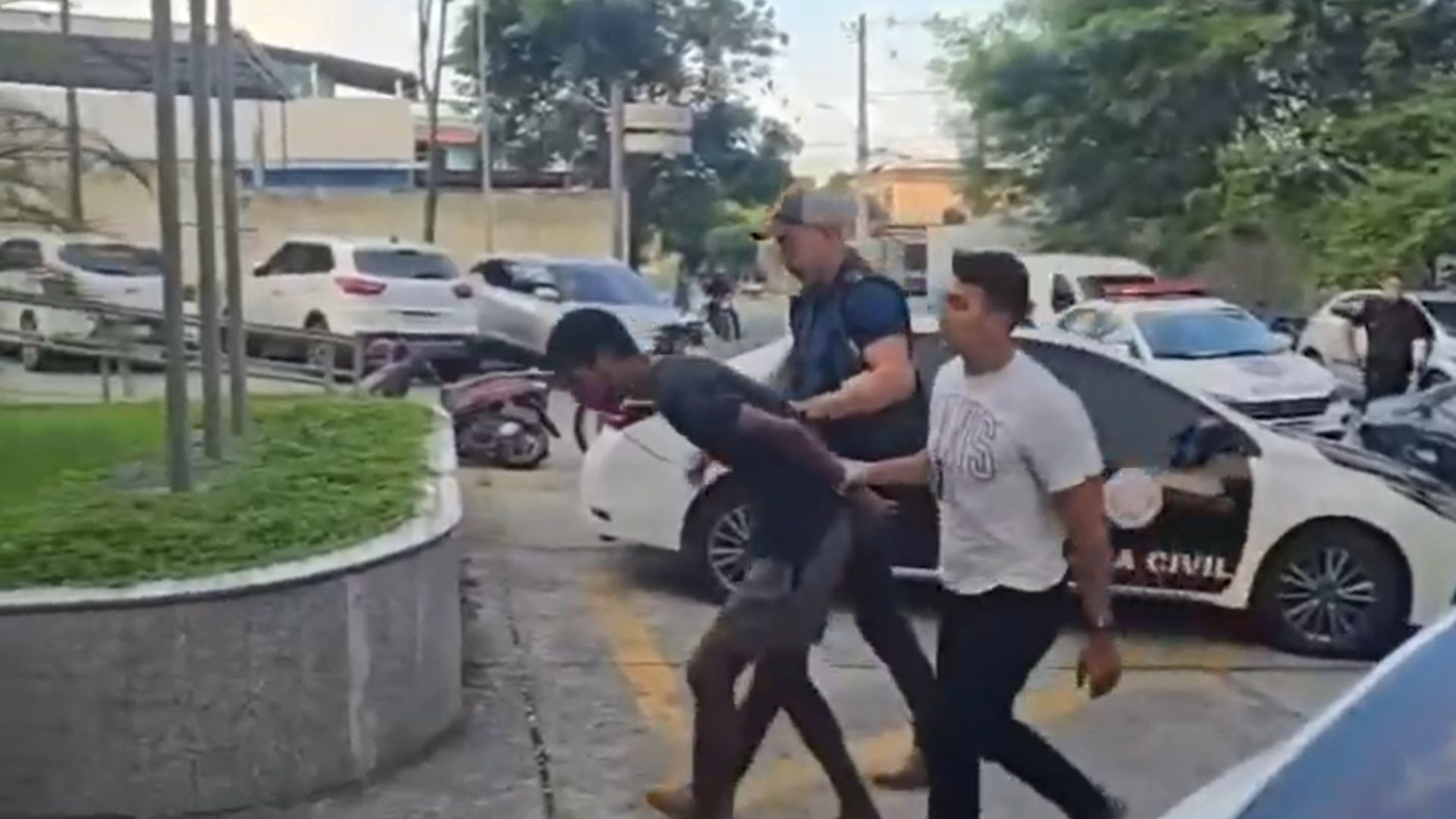 Filho invade clínica de repouso, agride a própria mãe e é preso em flagrante