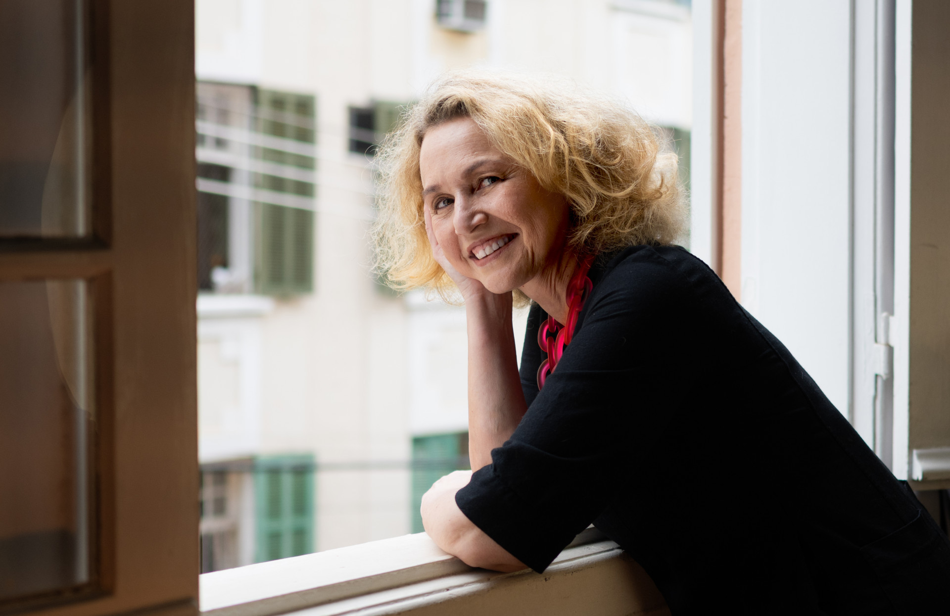 Kelzy Ecard vive personagens repleta de segredos em 'Três Graças' - Divulgação/Claudia Brandão 