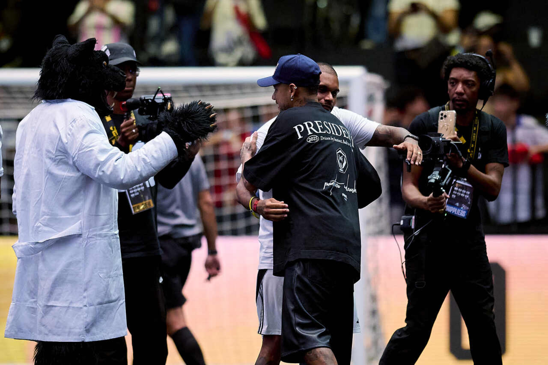 Cris Guedes pede desculpas ap&oacute;s queda precoce da Furia na Kings League