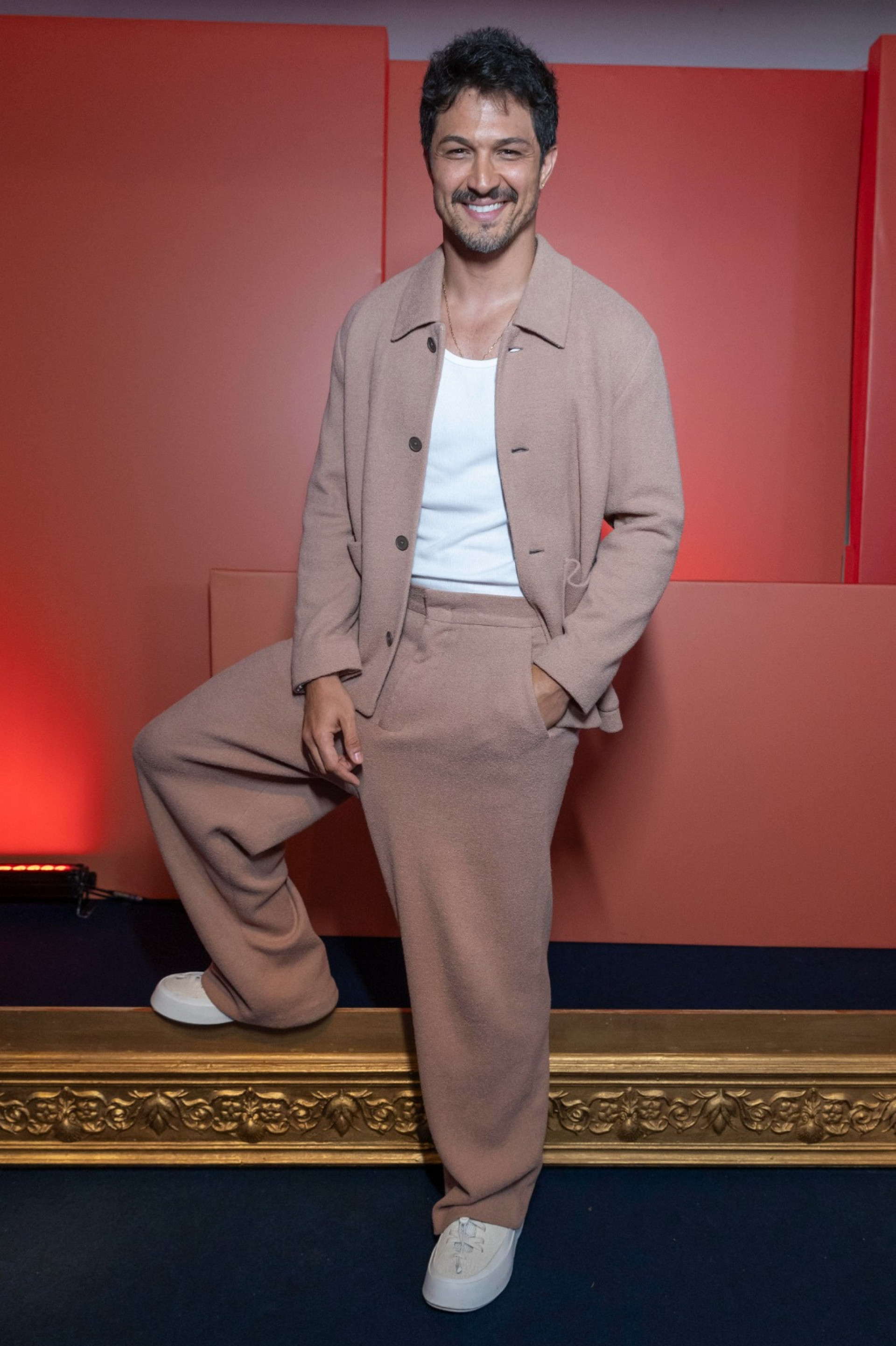 Romulo Estrela - Léo Rosario / TV Globo