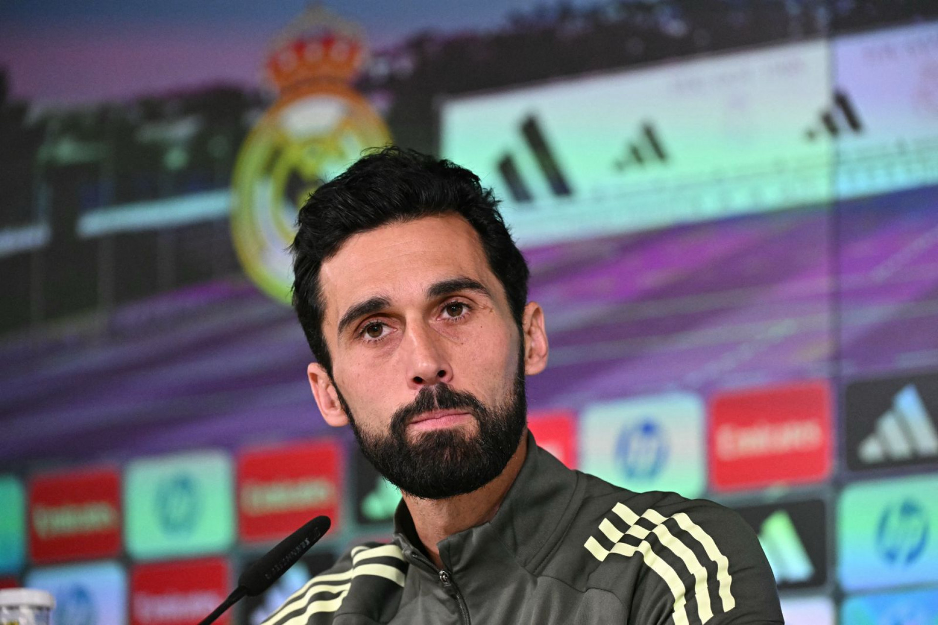 Arbeloa sai em defesa de Florentino Pérez depois de crise interna no Real Madrid