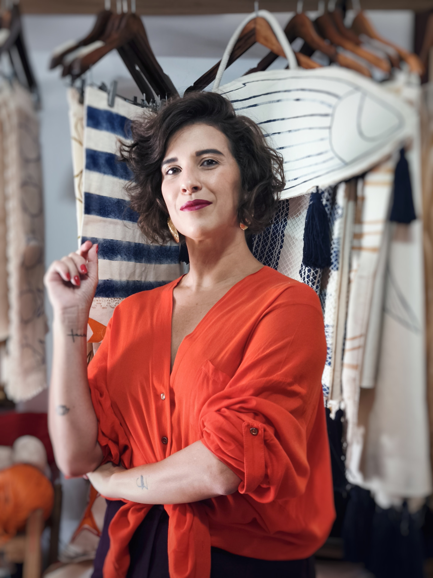 Obras inspiradas na cultura local convidam o público a revisitar a história e as raízes de Rio das Ostras