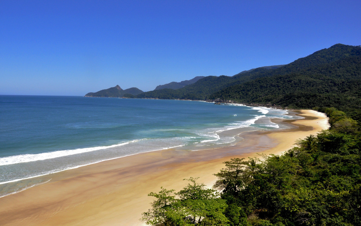 Praia de Lopes Mendes acesso só por trilha