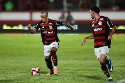 Joia do Flamengo fica fora de jogo do sub-20 em meio a impasse por renovação