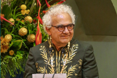 Milton Hatoum toma posse na Academia Brasileira de Letras 