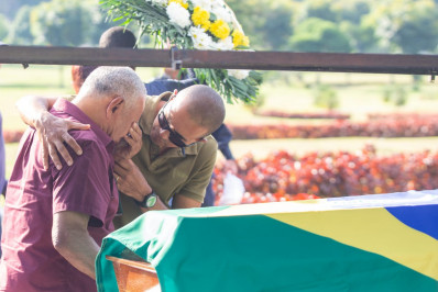 Sargento da PM vítima em tentativa de assalto em Ramos é enterrado neste sábado