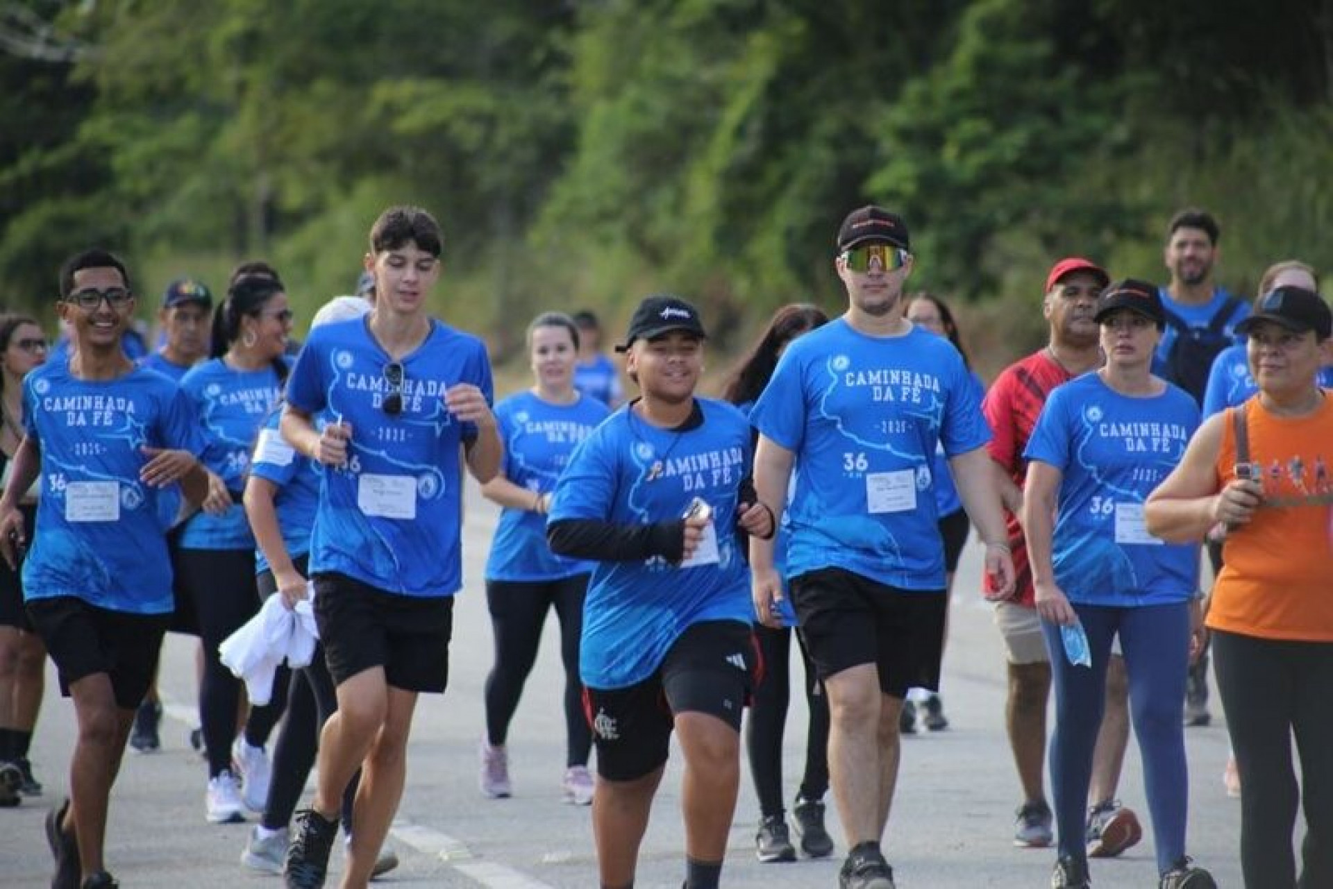 Macaé viverá mar de fé com 7 mil peregrinos em caminhada de 34 km rumo à serra