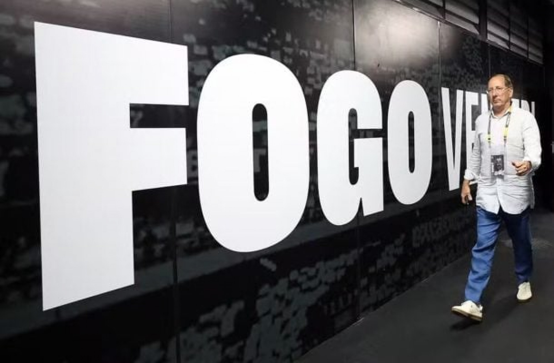 Torcedor Alvinegro em meio a mais um per&iacute;odo de tormenta