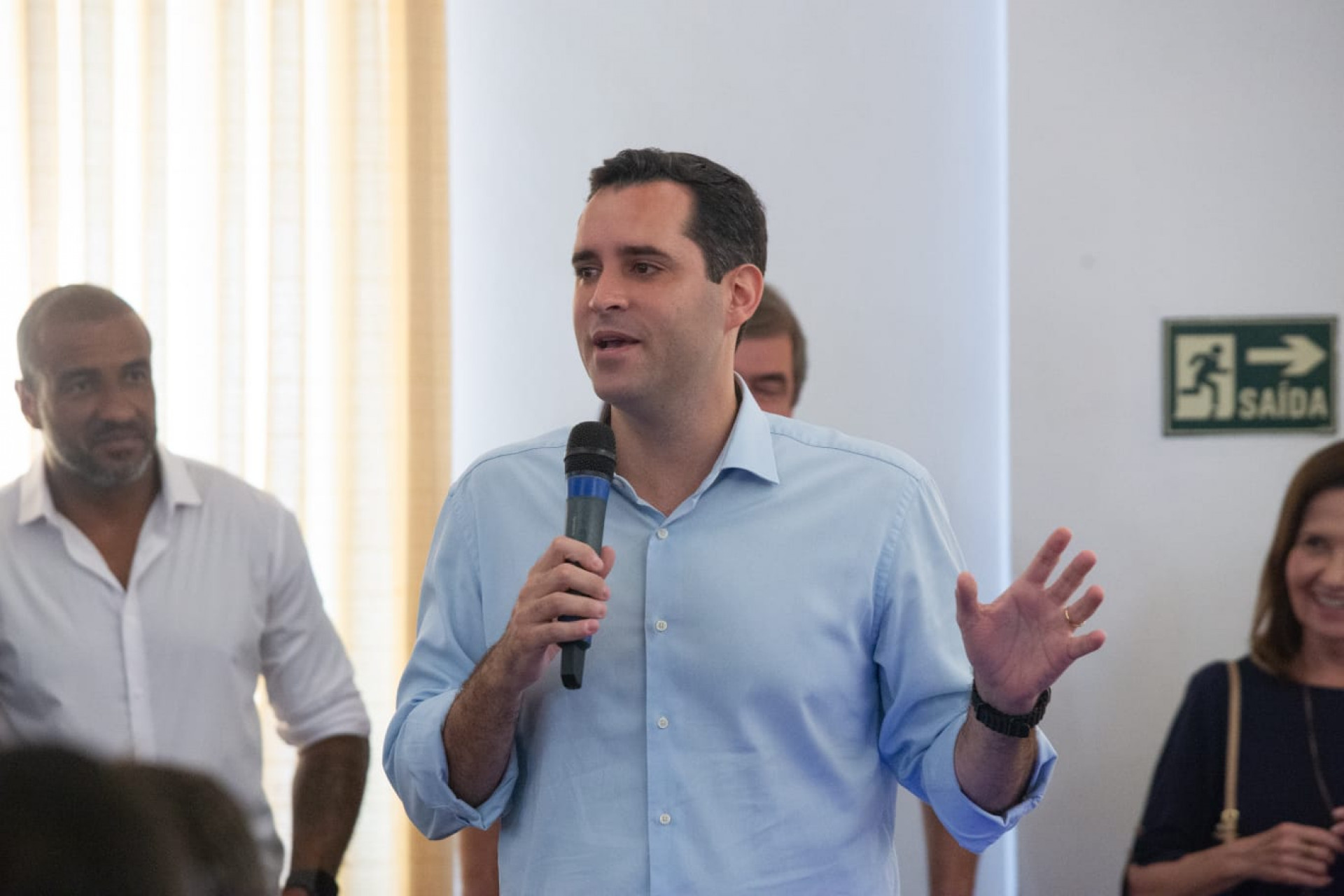 Eduardo Cavaliere se reuniu com tijucanos para falar da atuação da Força Municipal - Érica Martin/Agência O DIA