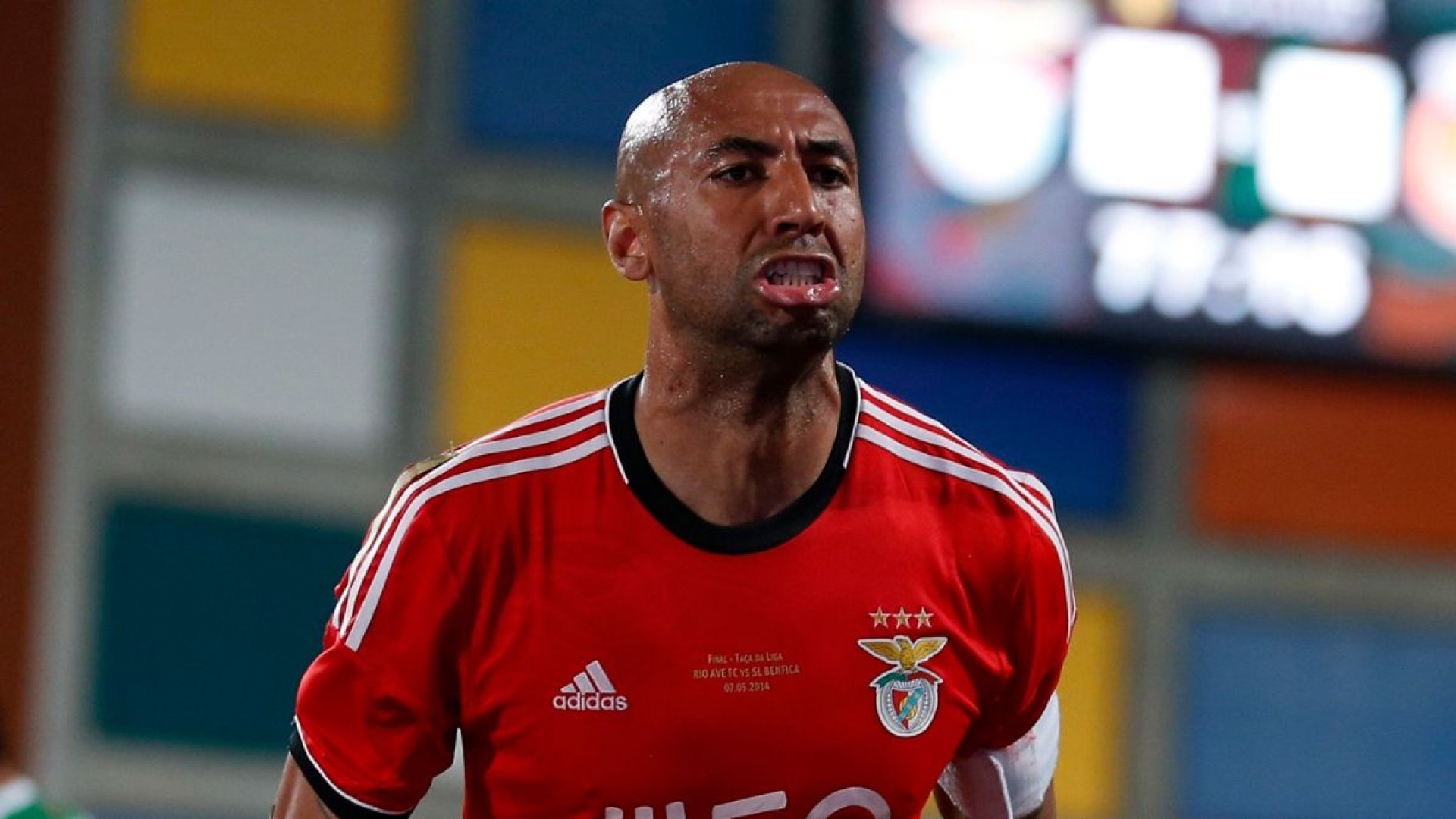 Ídolo do Benfica, Luisão questiona punição da UEFA a Prestianni: 'Recado perigoso'