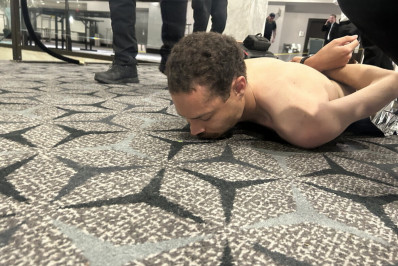 Atirador enviou mensagens à família pouco antes do ataque, dizem investigadores