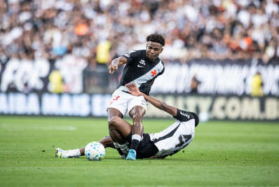 Thiago Mendes critica arbitragem em derrota para o Corinthians: 'Falta de respeito'