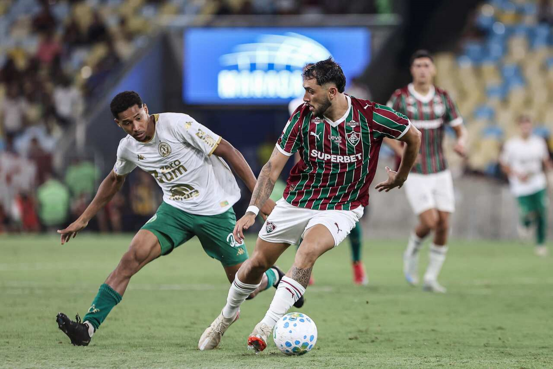 JK marca no fim, e Fluminense vence a Chape no Maracan&atilde;