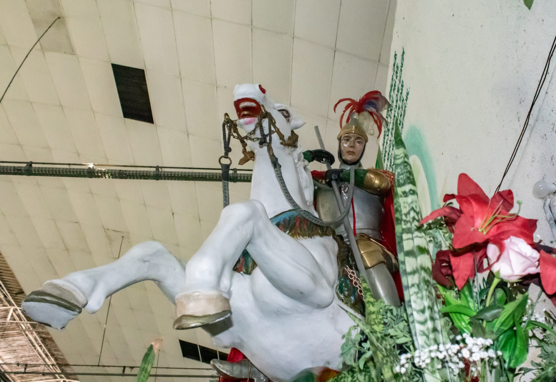Carreata do Império Serrano percorreu ruas da Zona Norte em homenagem a São Jorge - Érica Martin/Agência O DIA