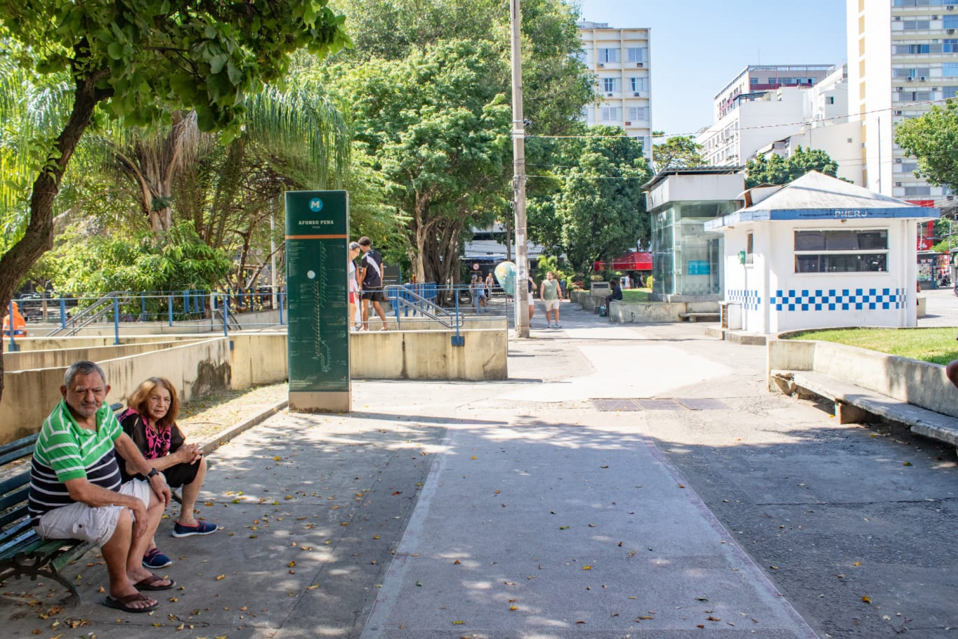 Praça Afonso Pena teve o policiamento reforçado pela Força Municipal - Érica Martin / Agência O Dia