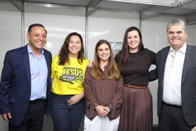 Dia de fé, louvor e adoração em Niterói