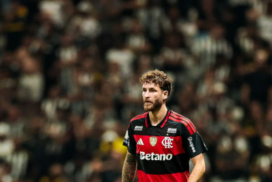 Léo Pereira alcança número incrível pelo Flamengo: 'Muita gratidão'