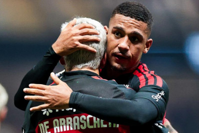 Samuel Lino exalta Leonardo Jardim e reforça união dos jogadores no Flamengo