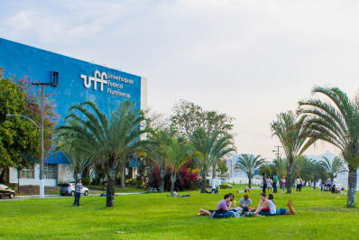 Prefeitura e UFF promovem Diálogos pela Saúde da População Surda no SUS