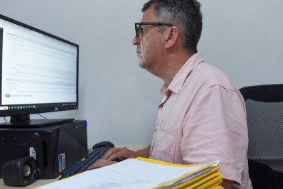 Abstenção pequena reflete confiança no concurso público da Educação