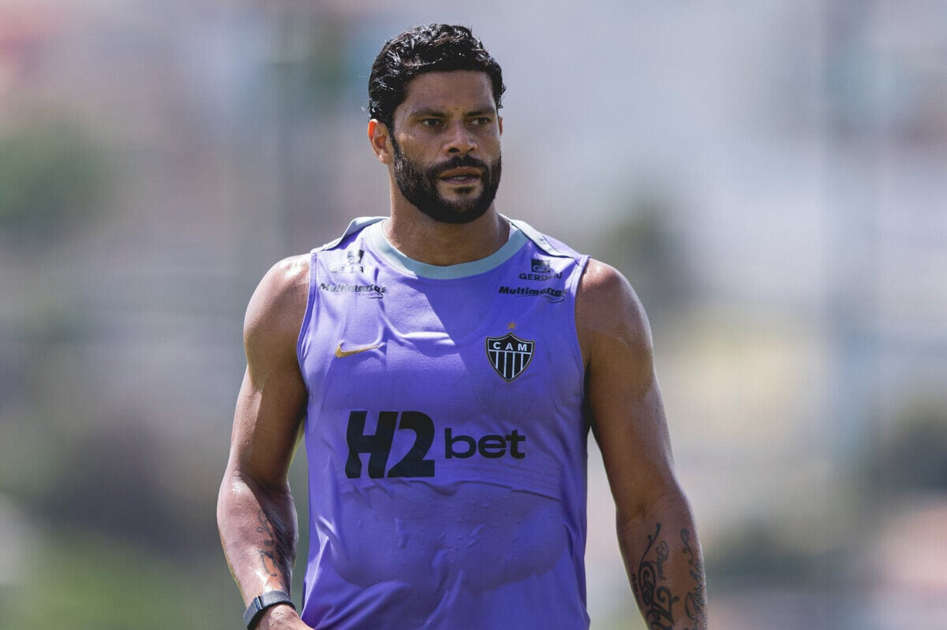 Veja quais competi&ccedil;&otilde;es e quando Hulk poder&aacute; jogar se assinar com o Fluminense