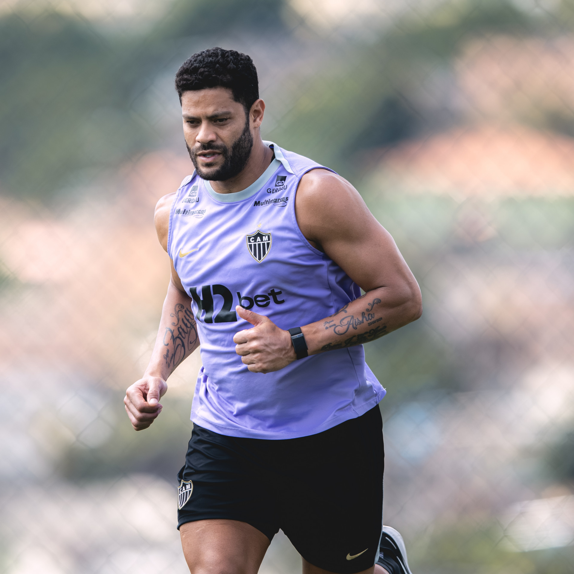 Atlético-MG deve rescindir com Hulk; Fluminense aguarda para oferecer contrato