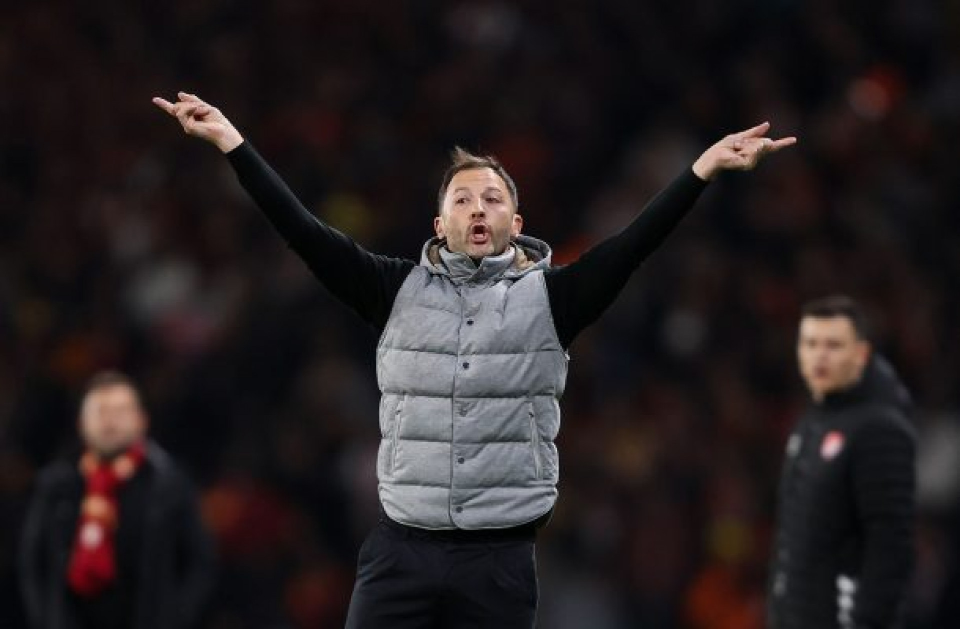 Fenerbah&ccedil;e demite Domenico Tedesco antes do fim da temporada