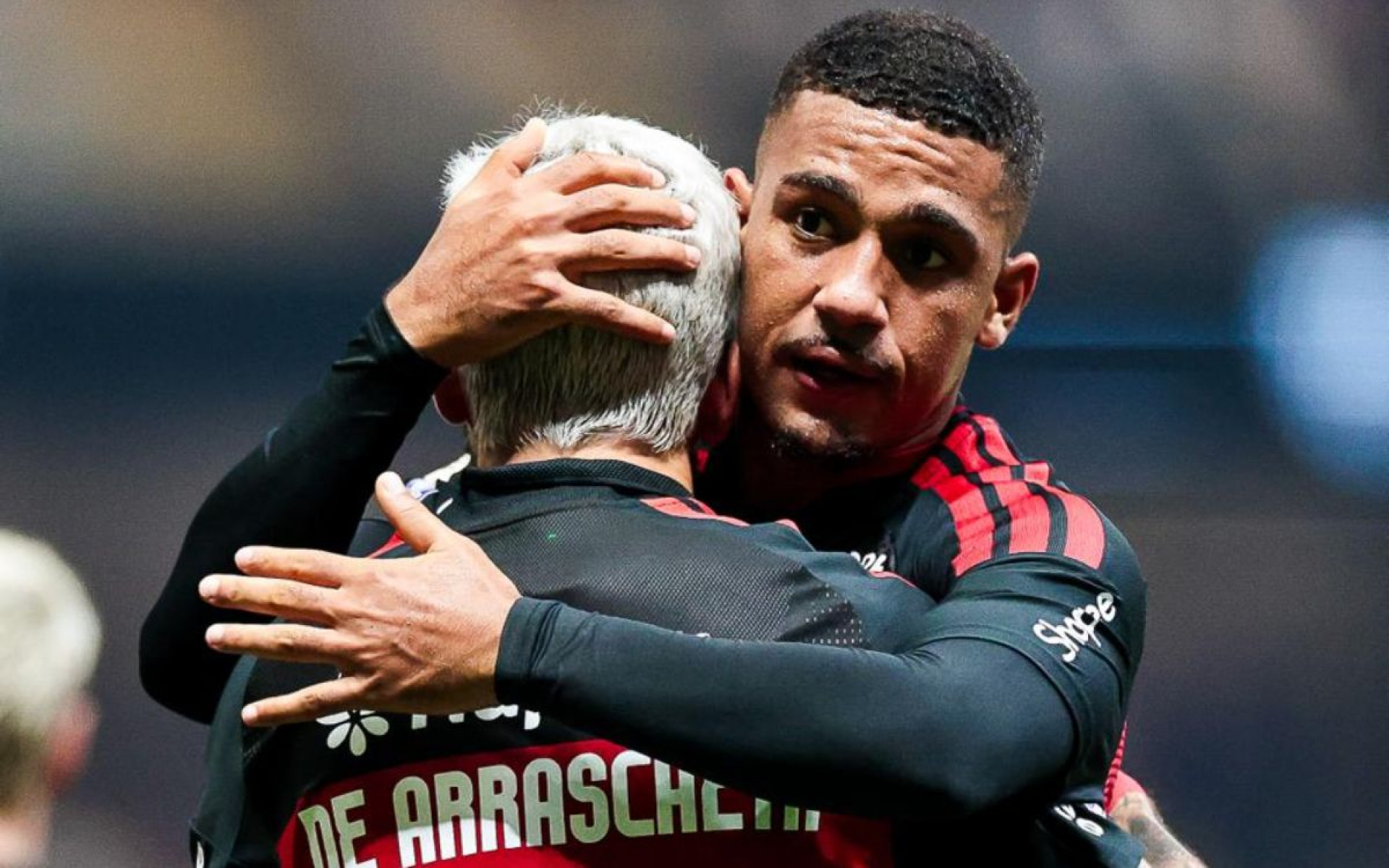 Samuel Lino exalta Leonardo Jardim e reforça união dos jogadores no Flamengo