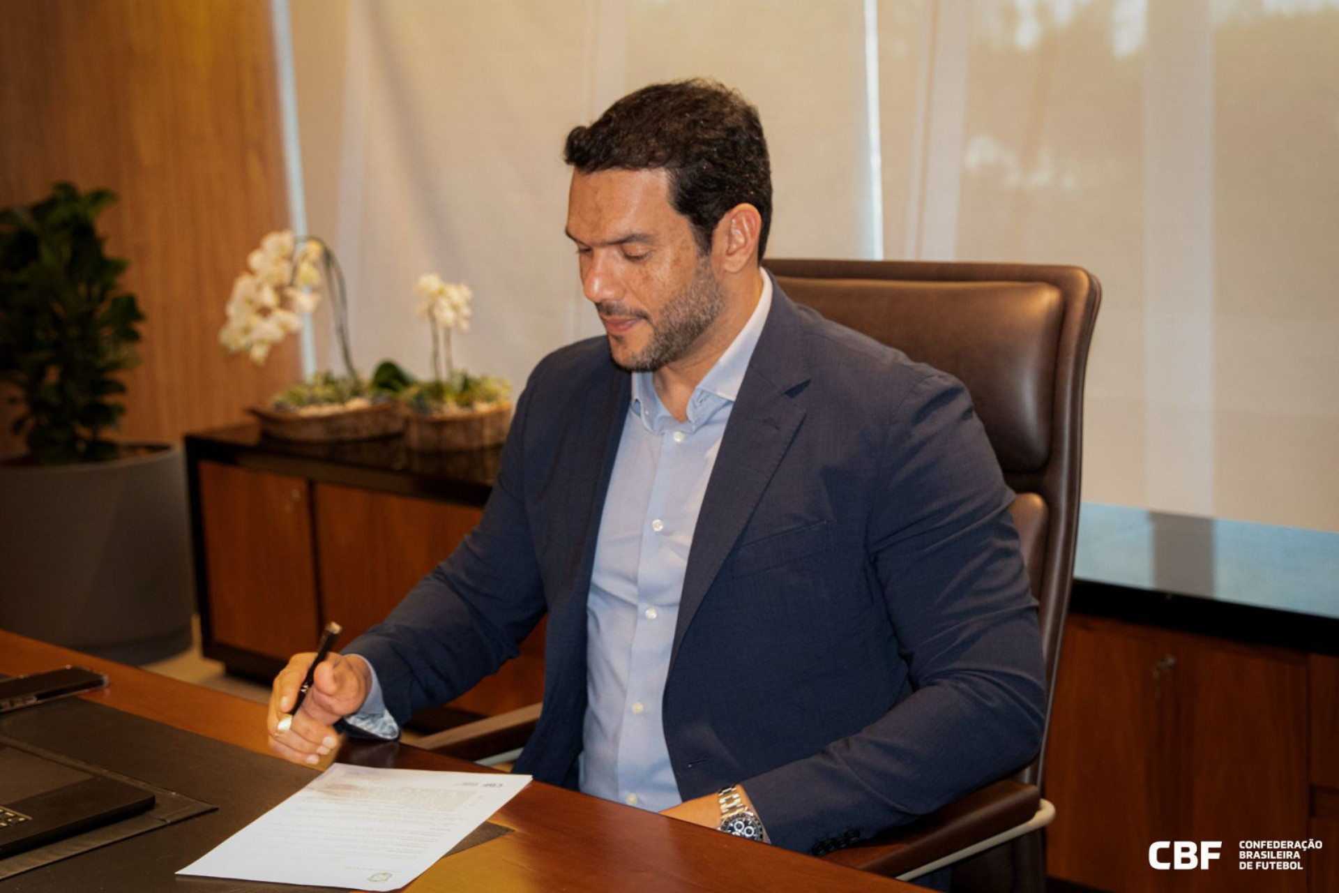 CBF aumenta investimentos com a Seleção e fecha 2025 com déficit de mais de R$ 180 milhões