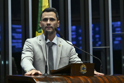 Genial/Quaest: Cleitinho lidera cenários de 1º e 2º turno para o governo de MG