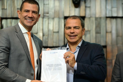 Mobilização na Alerj reforça a defesa dos royalties do petróleo a quem produz