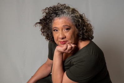 Docy Moreira comenta dualidade de personagem na série 'Os Outros'