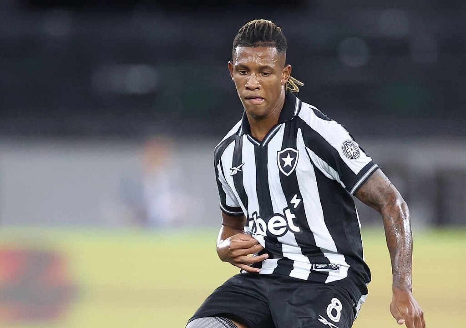 Danilo entra na mira de clubes e deve deixar Botafogo ap&oacute;s a Copa