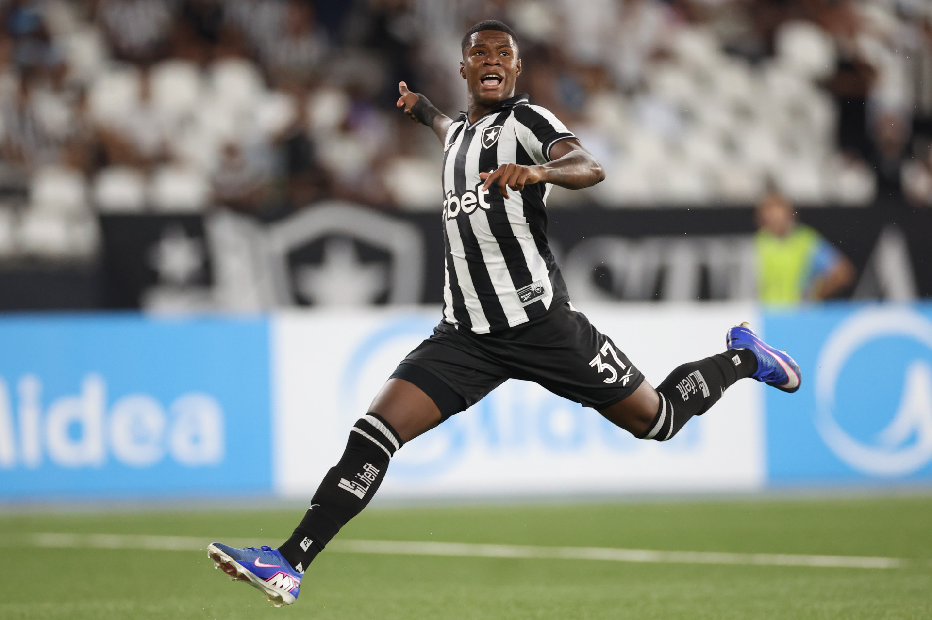 Botafogo enfrentou o Independiente Petrolero, da Bol&iacute;via, pela Sul-Americana - V&iacute;tor Silva/Botafogo