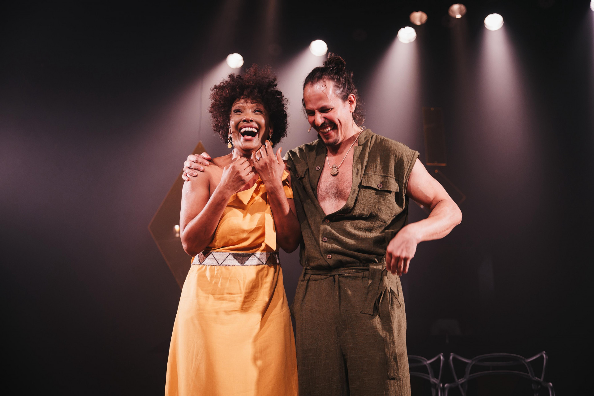 Isabel Fillardis é surpreendida com pedido de casamento - Guilherme Silva / Brazil News