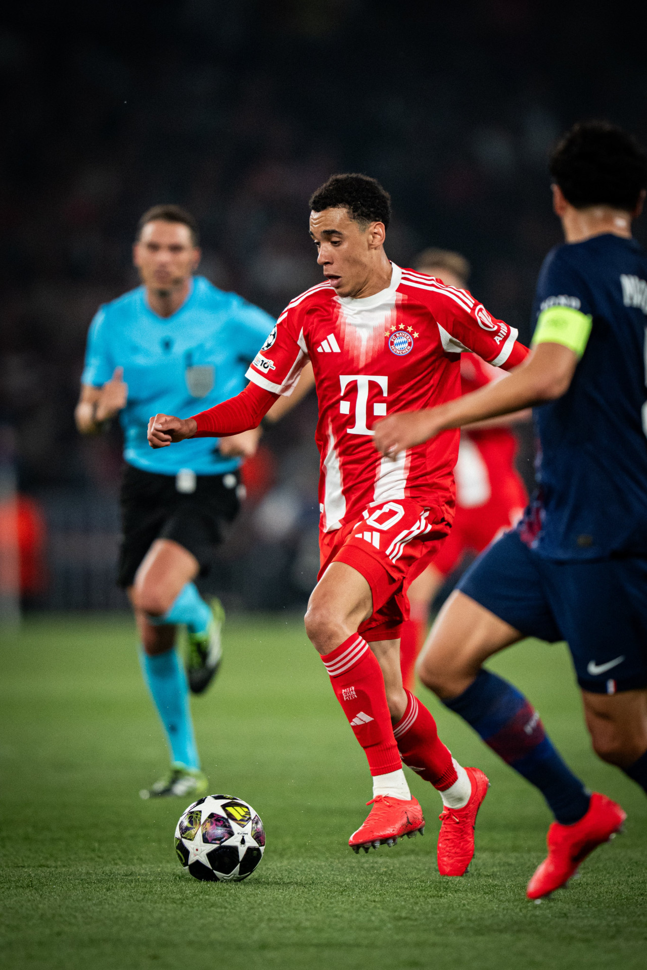 PSG e Bayern se enfrentaram em Paris - Divulgação / Bayern