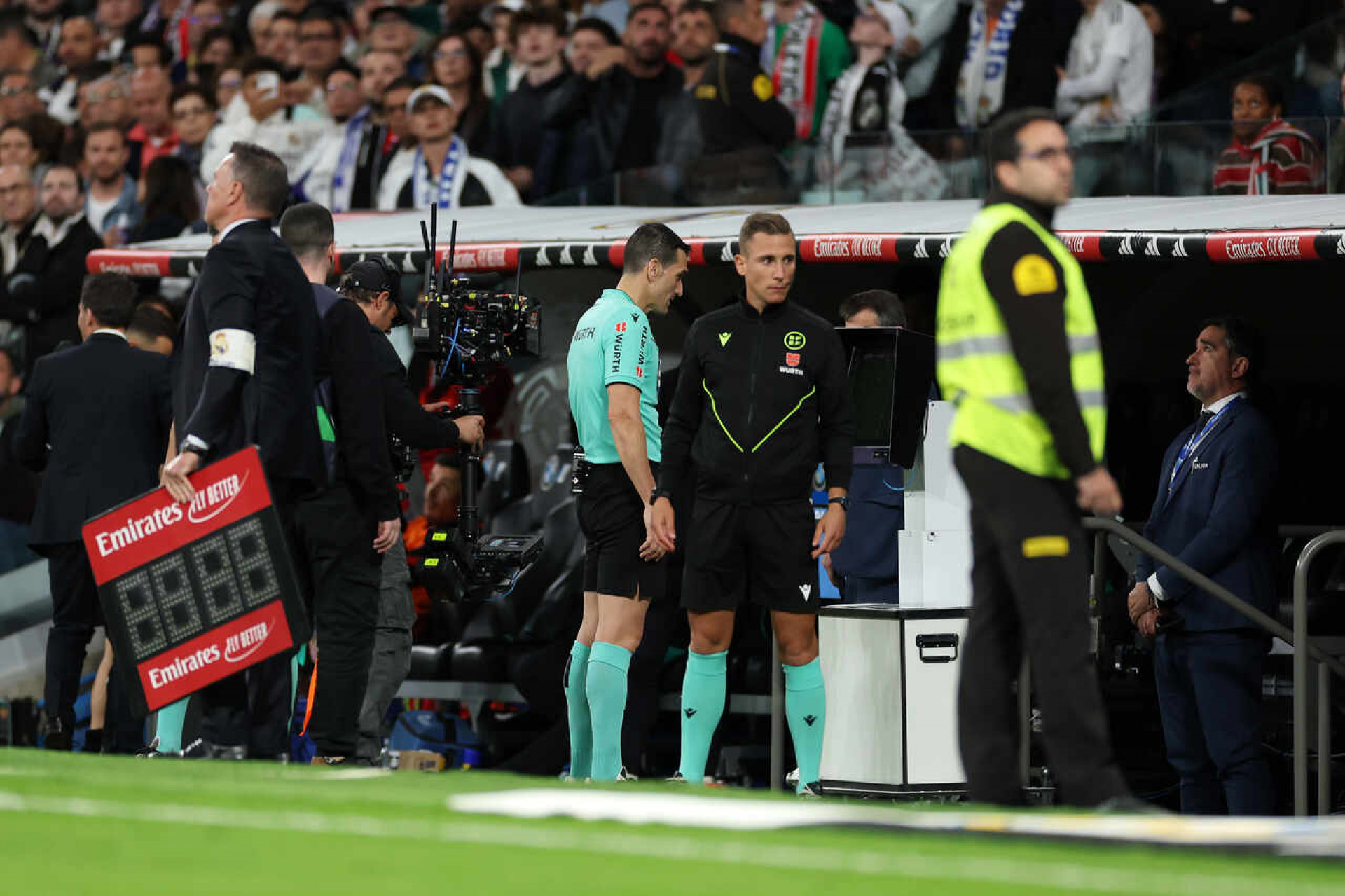 Federa&ccedil;&atilde;o Espanhola estuda mudan&ccedil;as no VAR e quer permitir pedidos de revis&atilde;o