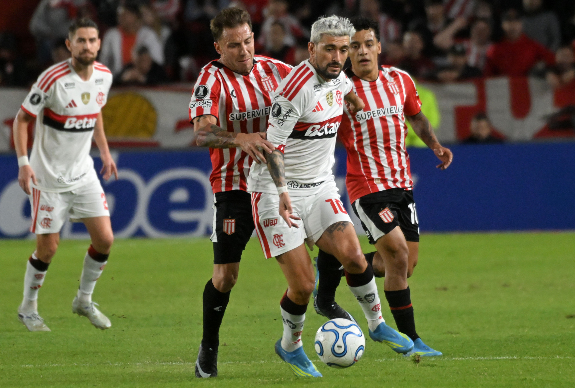 Flamengo enfrentou o Estudiantes na Libertadores - Nacho Amiconi/Parceiro/Ag&ecirc;ncia O Dia